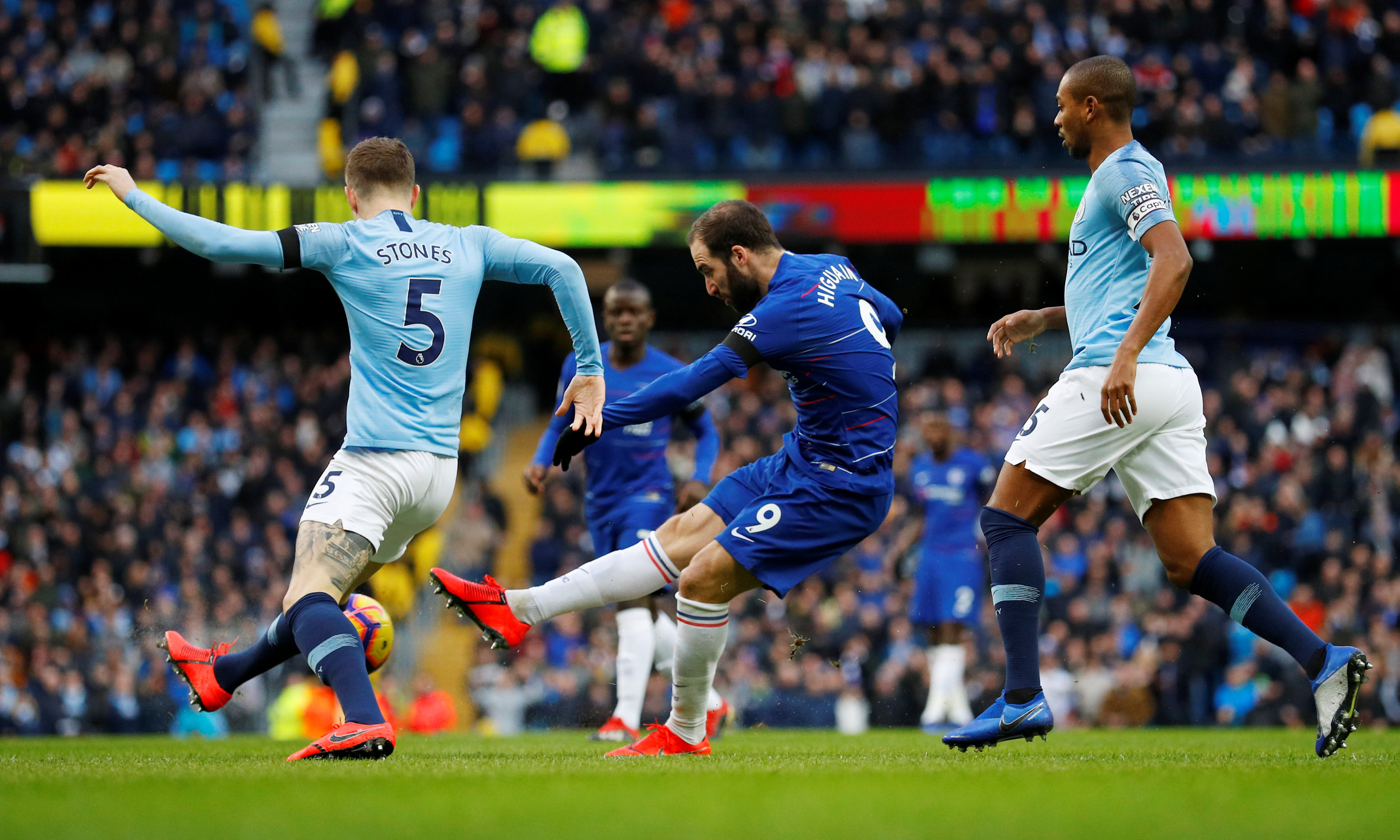 加拉塔萨雷官方谈球员涉赌：俱乐部支持正义、诚信和公平竞争（加拉塔萨雷官方回应球员涉赌：俱乐部坚守公正、诚信与公平竞赛）