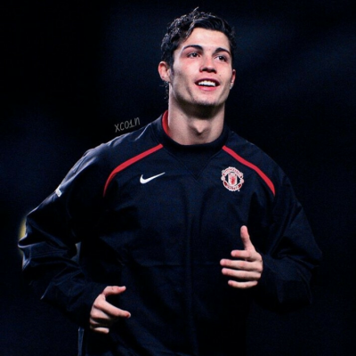 中国龙之队11周年球迷大会圆满举行 共赴山城之约（中国龙之队11周年球迷盛会圆满落幕 相约山城共庆）