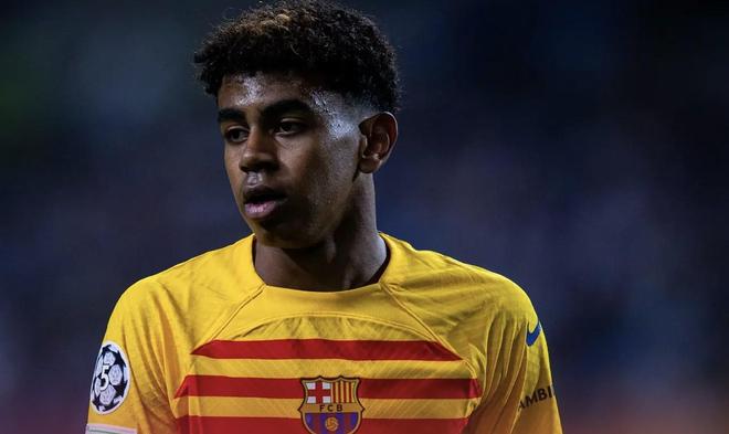 弗里克：佩德里只是有点累；德容生病了所以我们让他回家休息（弗里克：佩德里只是疲劳，德容因病已回家休养）