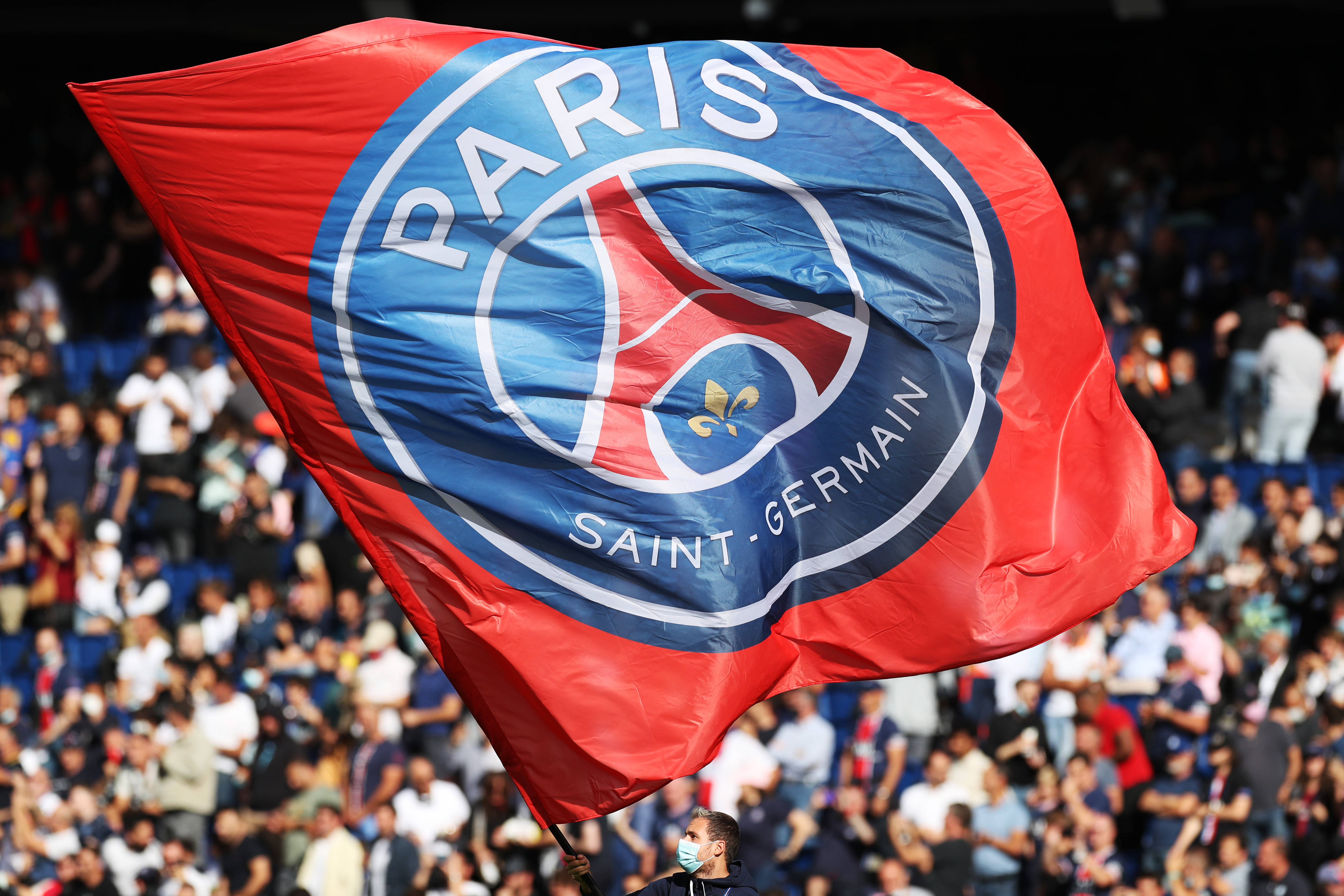 R.I.P.，前意国门、米兰双雄旧将洛伦佐-布冯去世，享年95岁（意大利传奇门将、曾效力米兰双雄的洛伦佐·布冯逝世，享年95岁）